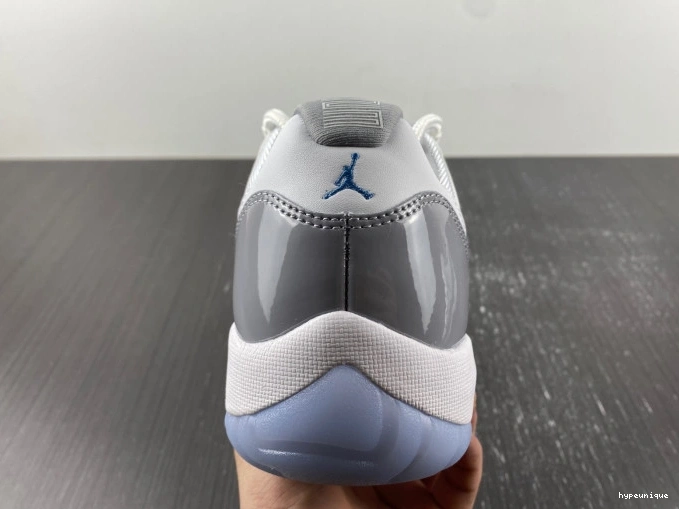 HYPE Low 11 AV2187-140 Cement Air Grey Jordan 0726